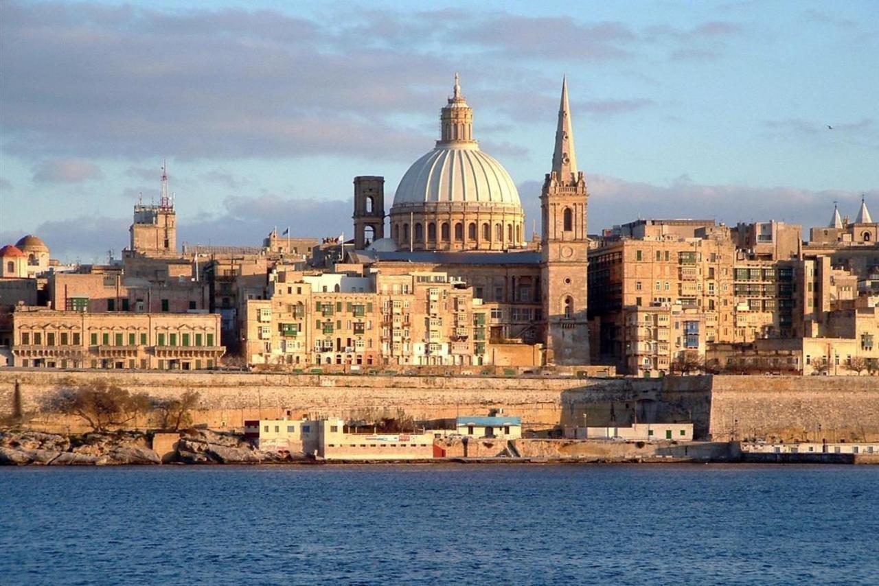 Perfect Location, Modern 2Br Apartment Sliema Exterior foto